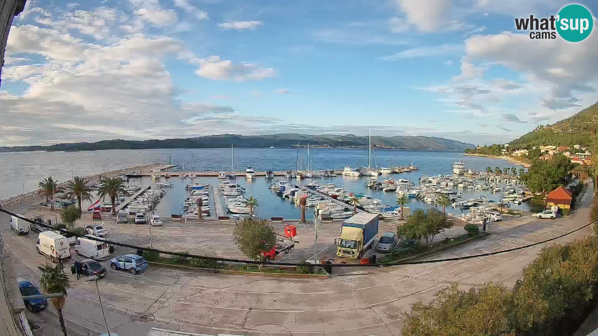 Web kamera Orebić Riva – Trajekt za Korčulu uživo