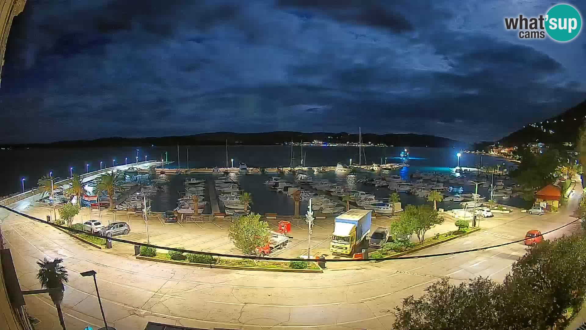 Spletna kamera Orebić Riva – Trajekt za Korčulo v živo