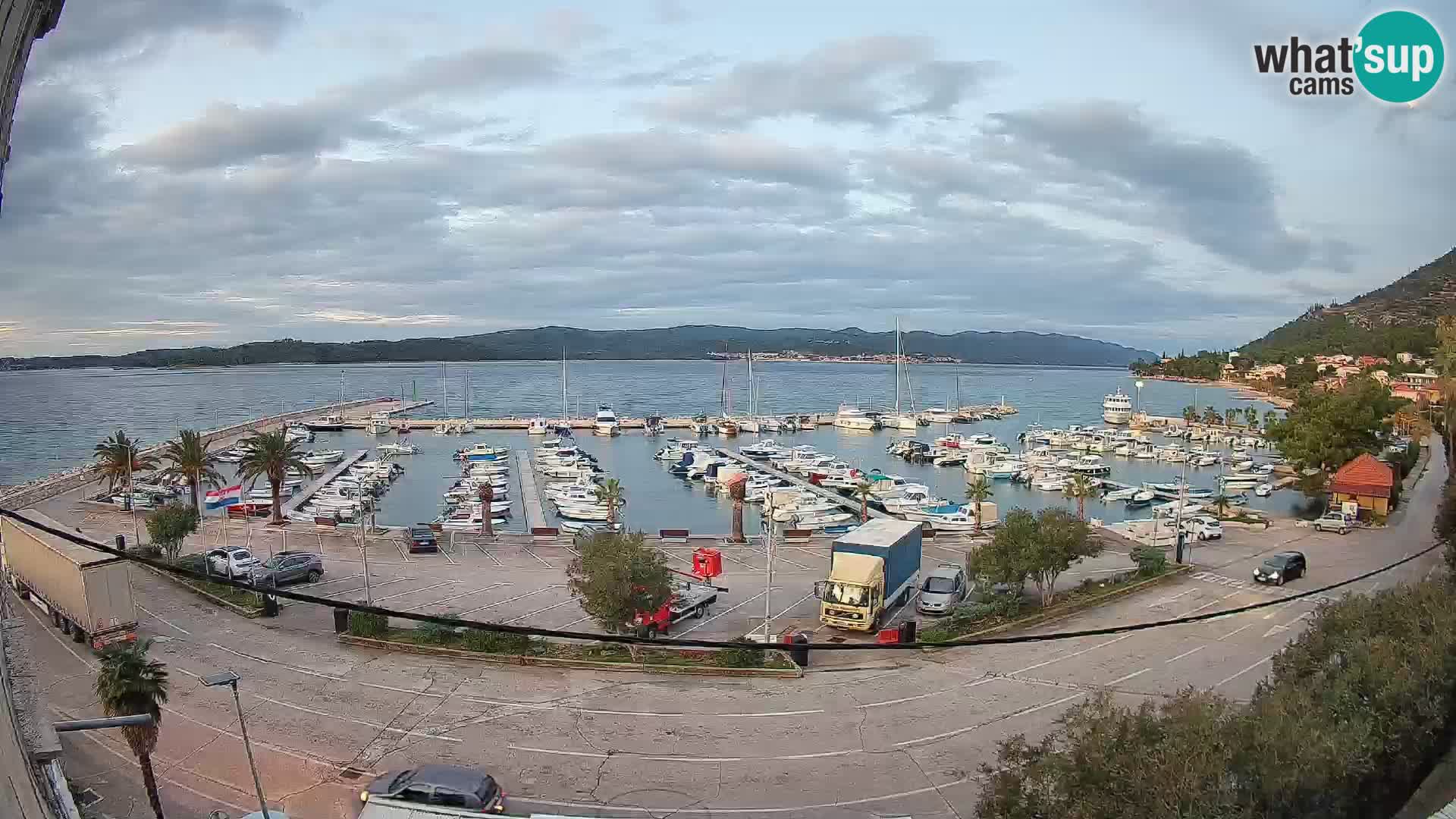 Webcam Orebić Riva – Ferry to Korčula Live