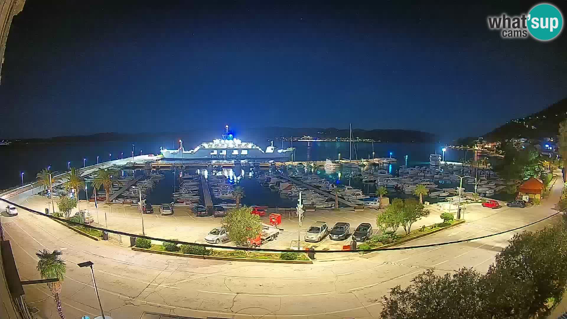 Web kamera Orebić Riva – Trajekt za Korčulu uživo