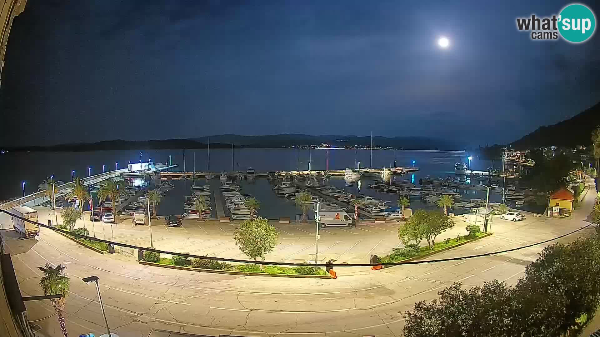 Spletna kamera Orebić Riva – Trajekt za Korčulo v živo