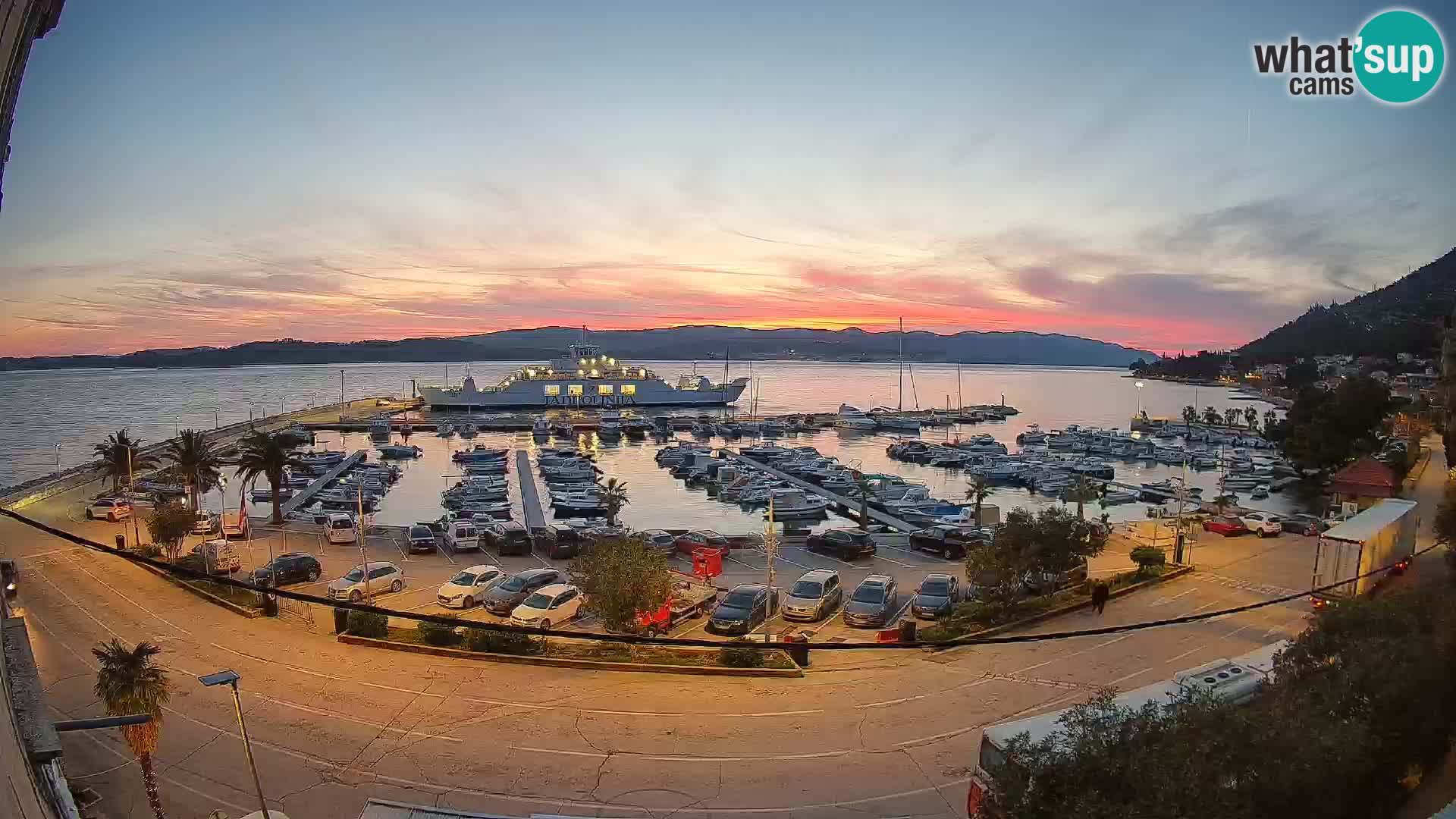 Spletna kamera Orebić Riva – Trajekt za Korčulo v živo