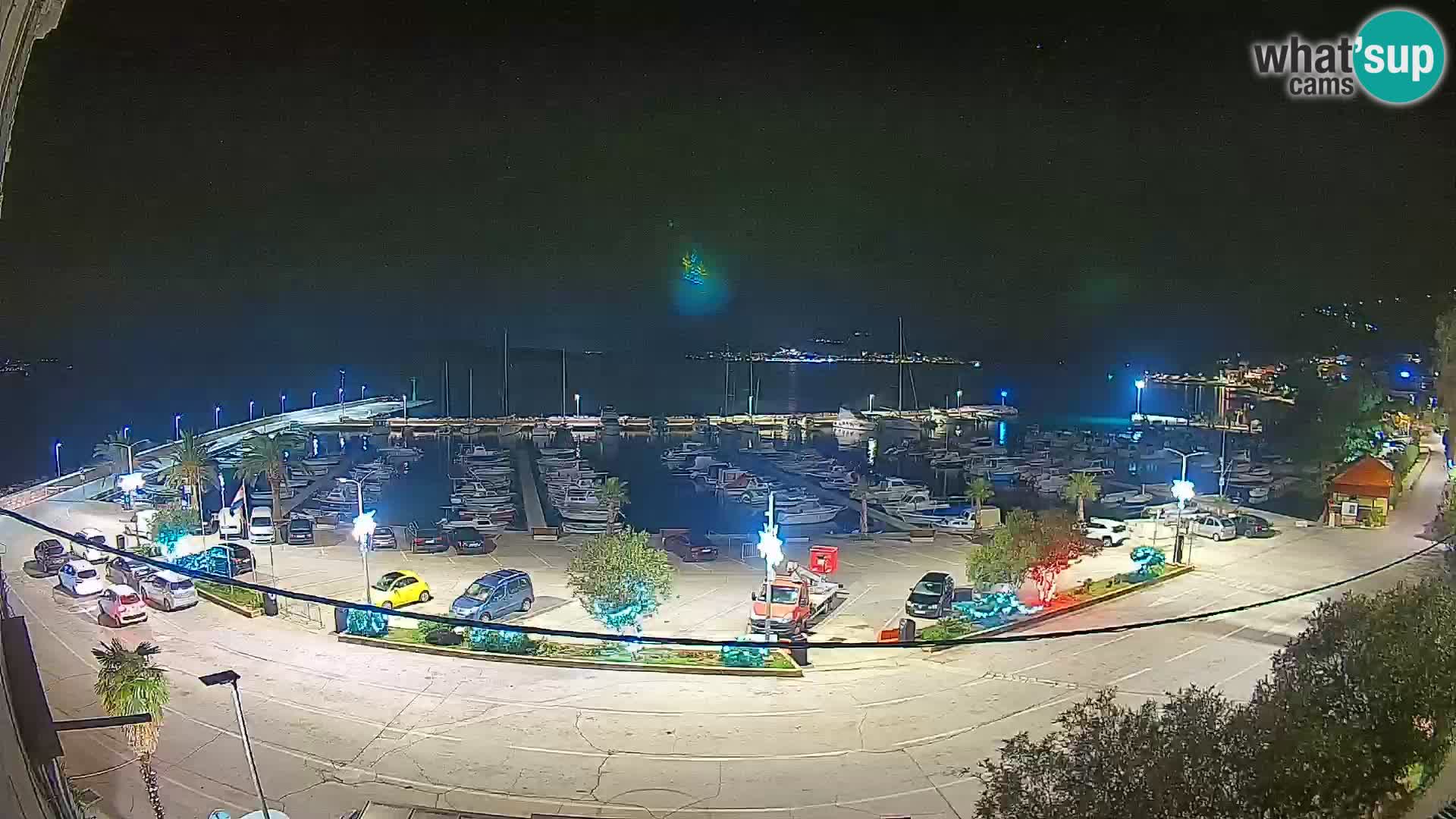 Web kamera Orebić Riva – Trajekt za Korčulu uživo