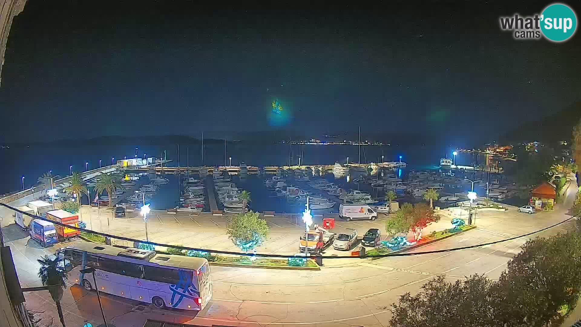 Web kamera Orebić Riva – Trajekt za Korčulu uživo