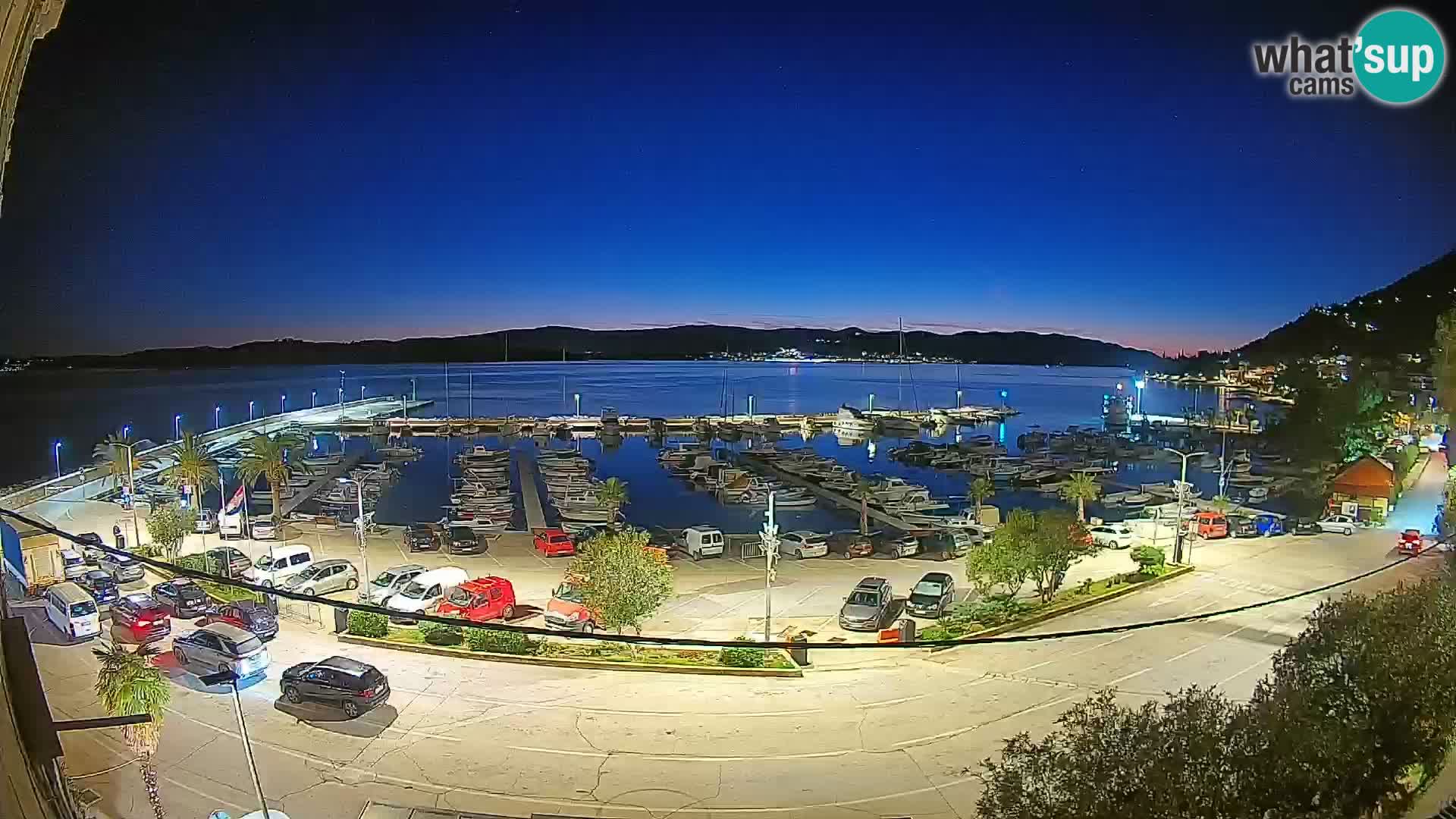 Web kamera Orebić Riva – Trajekt za Korčulu uživo