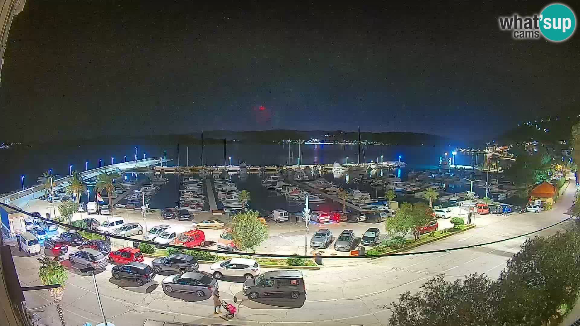 Web kamera Orebić Riva – Trajekt za Korčulu uživo