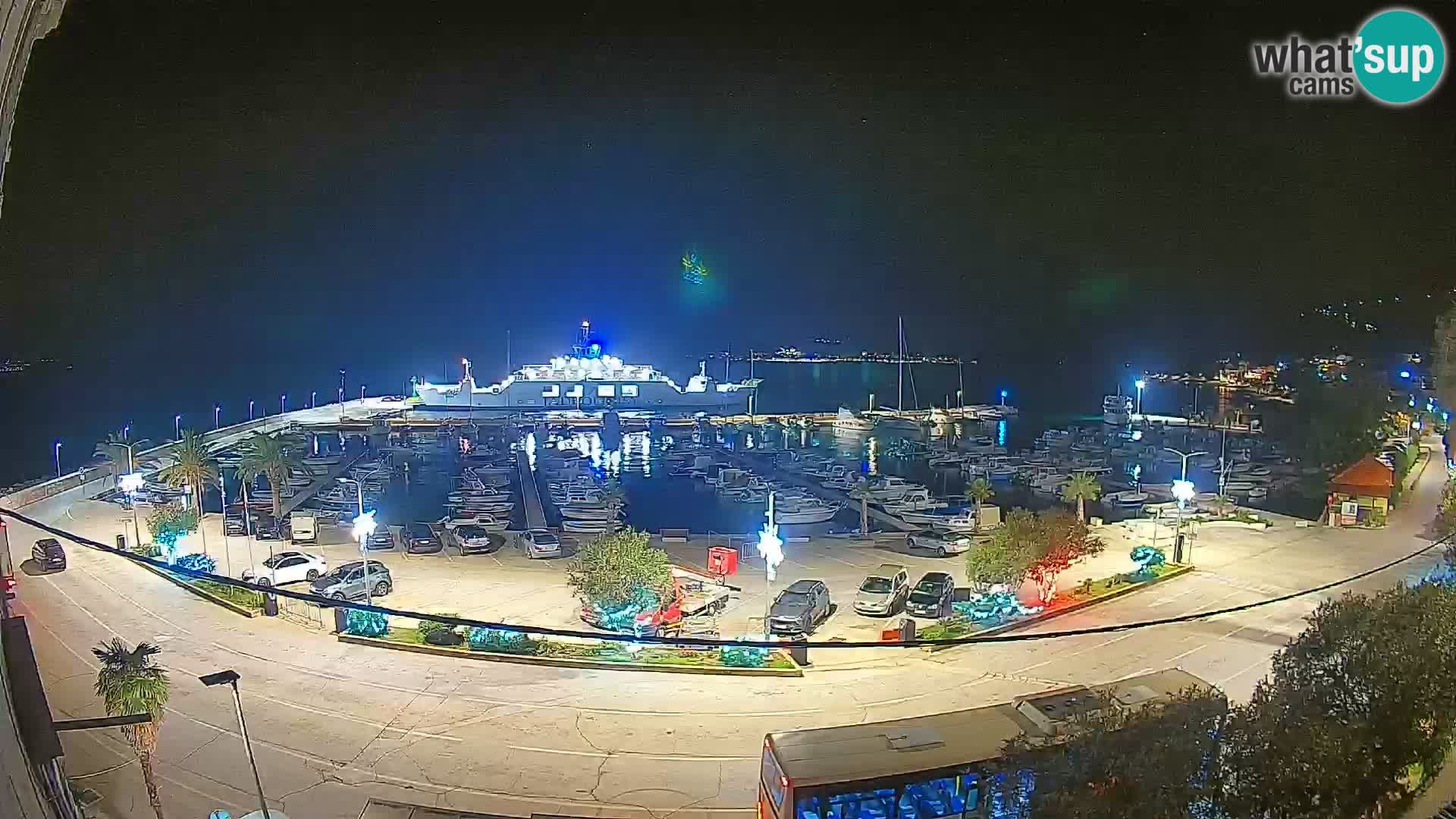 Spletna kamera Orebić Riva – Trajekt za Korčulo v živo