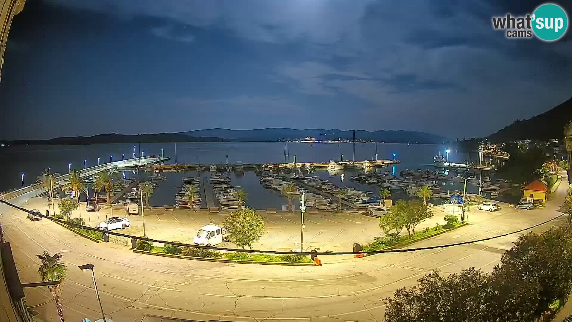 Spletna kamera Orebić Riva – Trajekt za Korčulo v živo