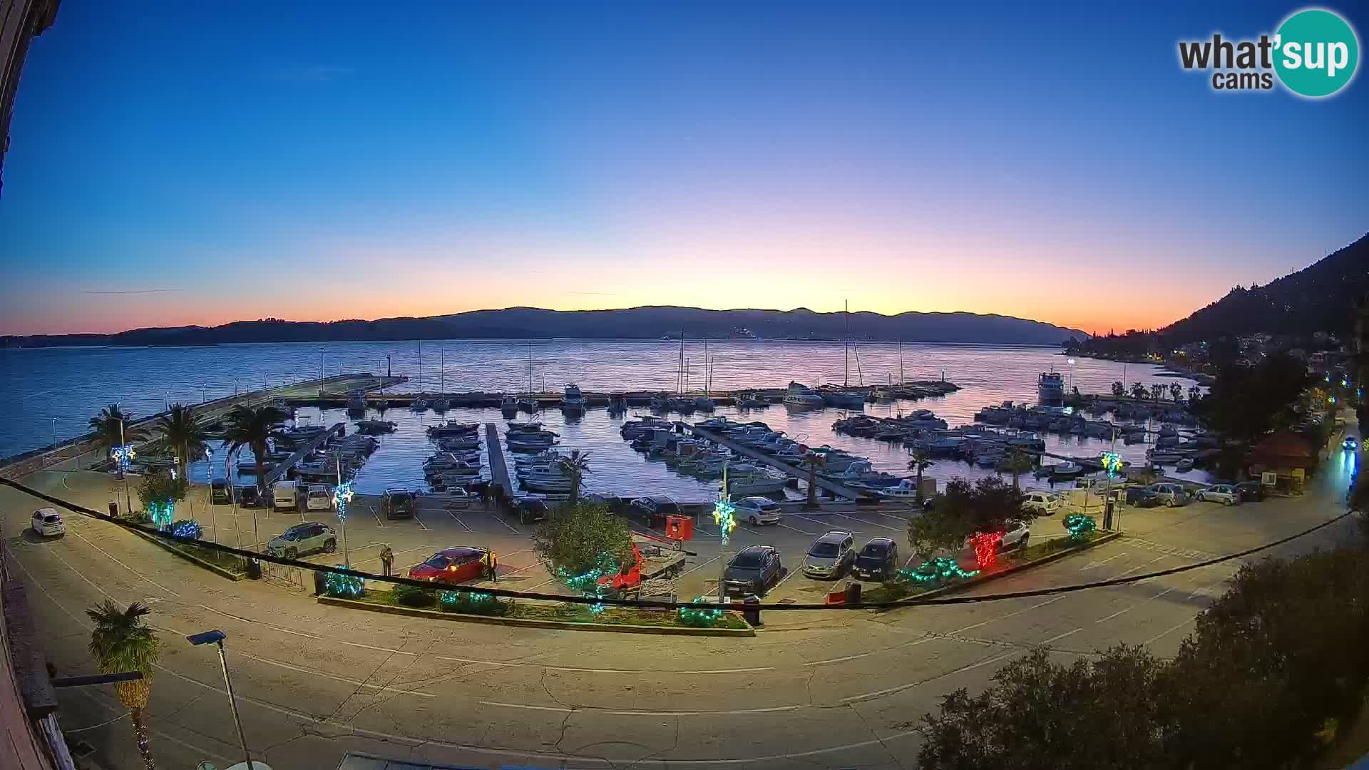 Spletna kamera Orebić Riva – Trajekt za Korčulo v živo