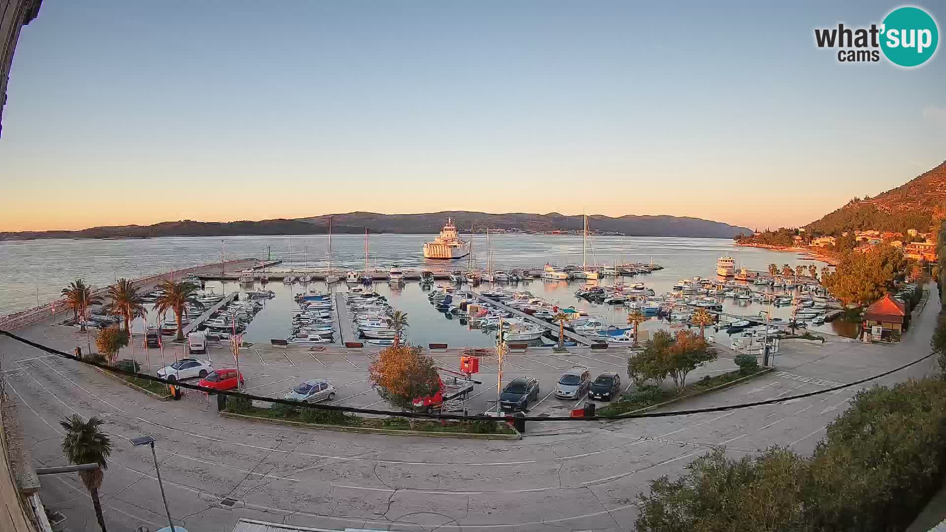Spletna kamera Orebić Riva – Trajekt za Korčulo v živo