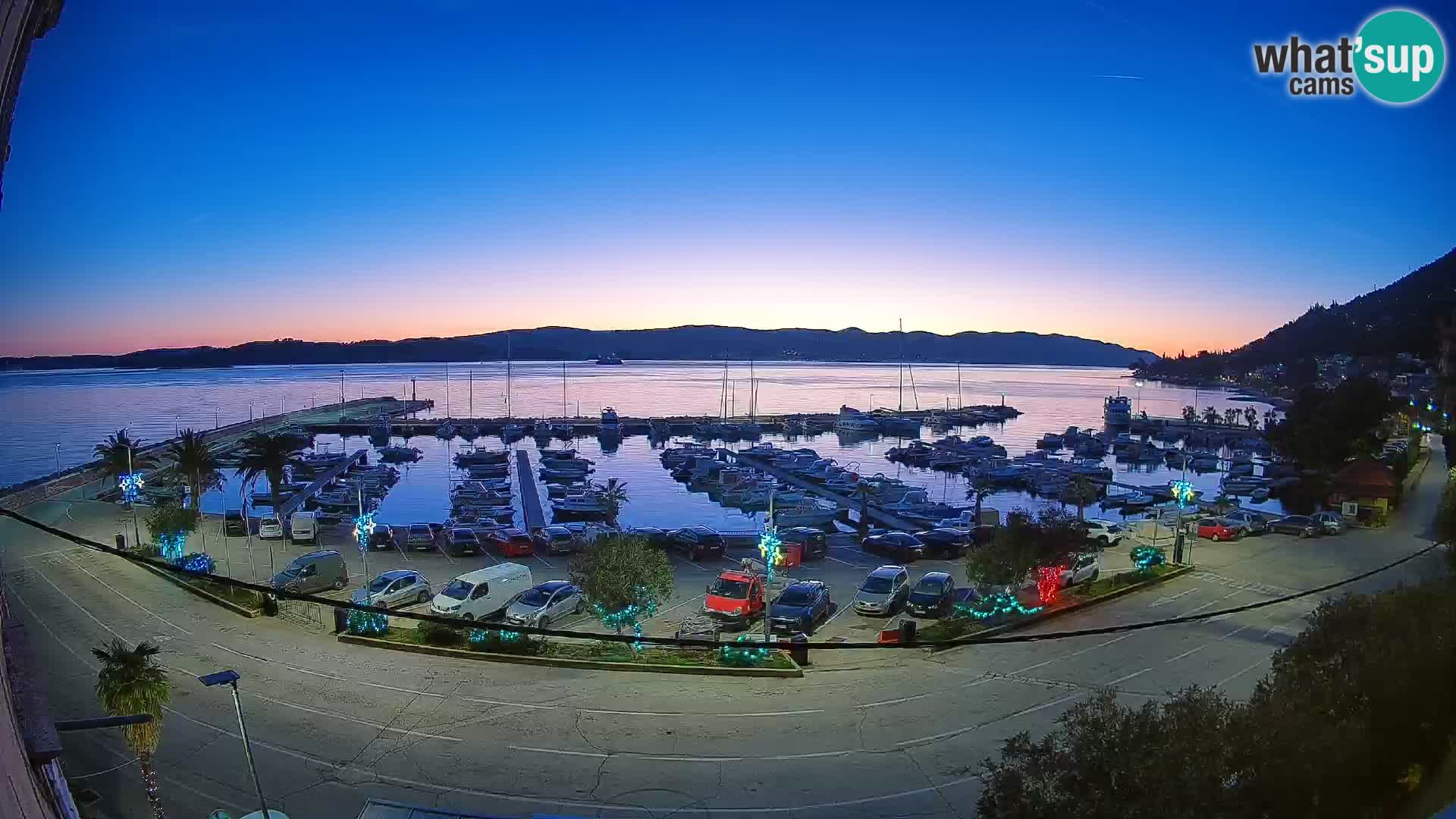 Spletna kamera Orebić Riva – Trajekt za Korčulo v živo