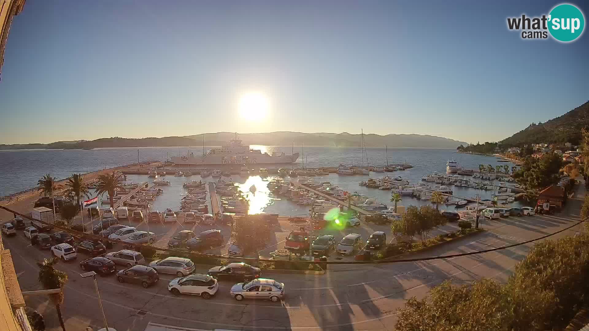 Web kamera Orebić Riva – Trajekt za Korčulu uživo