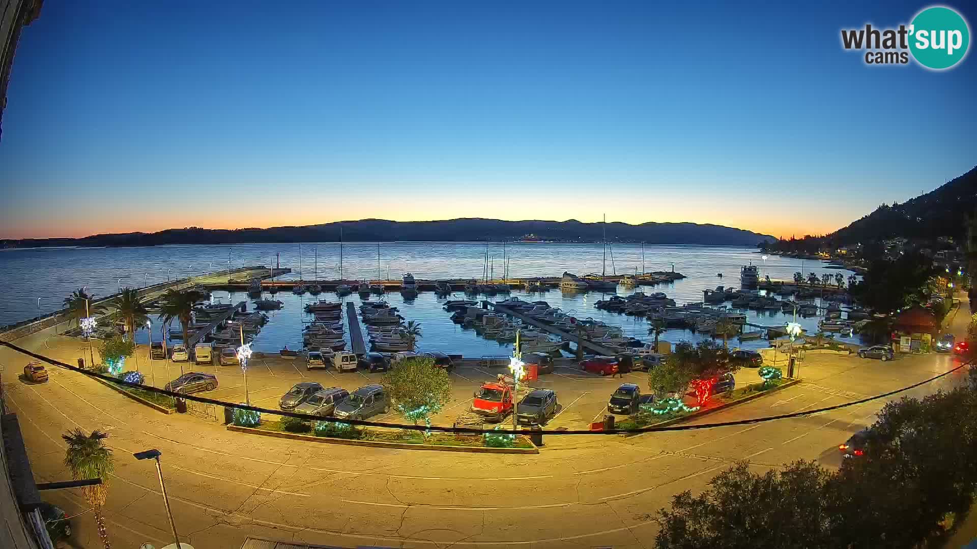 Webcam Orebić Riva – Ferry to Korčula Live