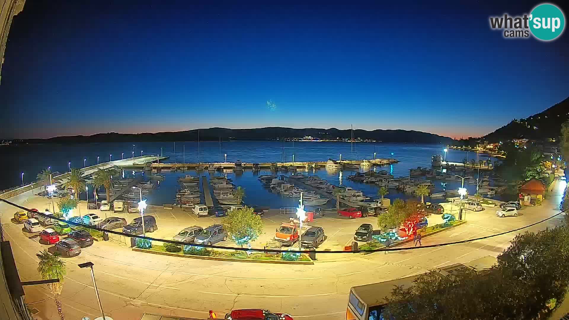 Webcam Orebić Riva – Ferry to Korčula Live