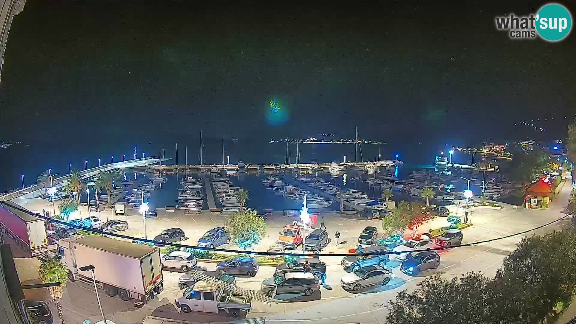 Web kamera Orebić Riva – Trajekt za Korčulu uživo