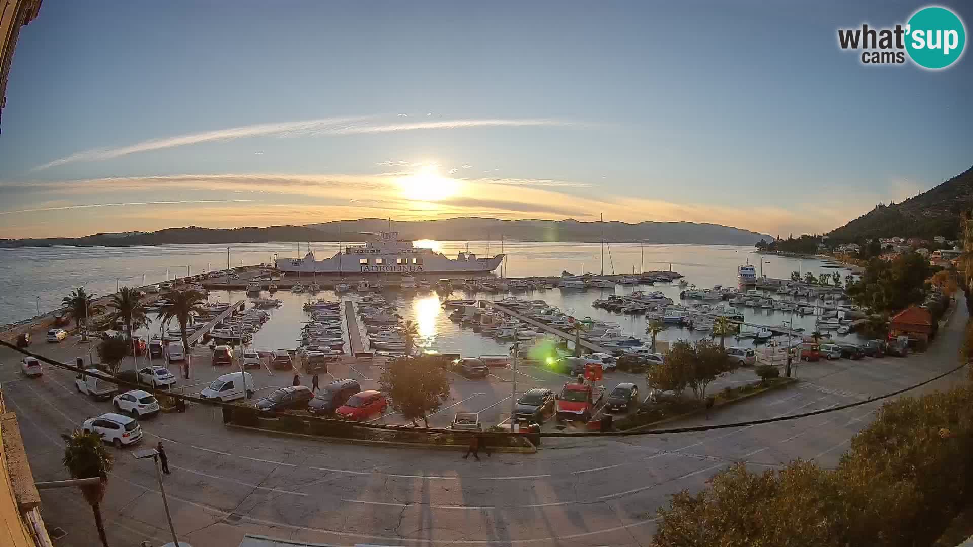 Web kamera Orebić Riva – Trajekt za Korčulu uživo