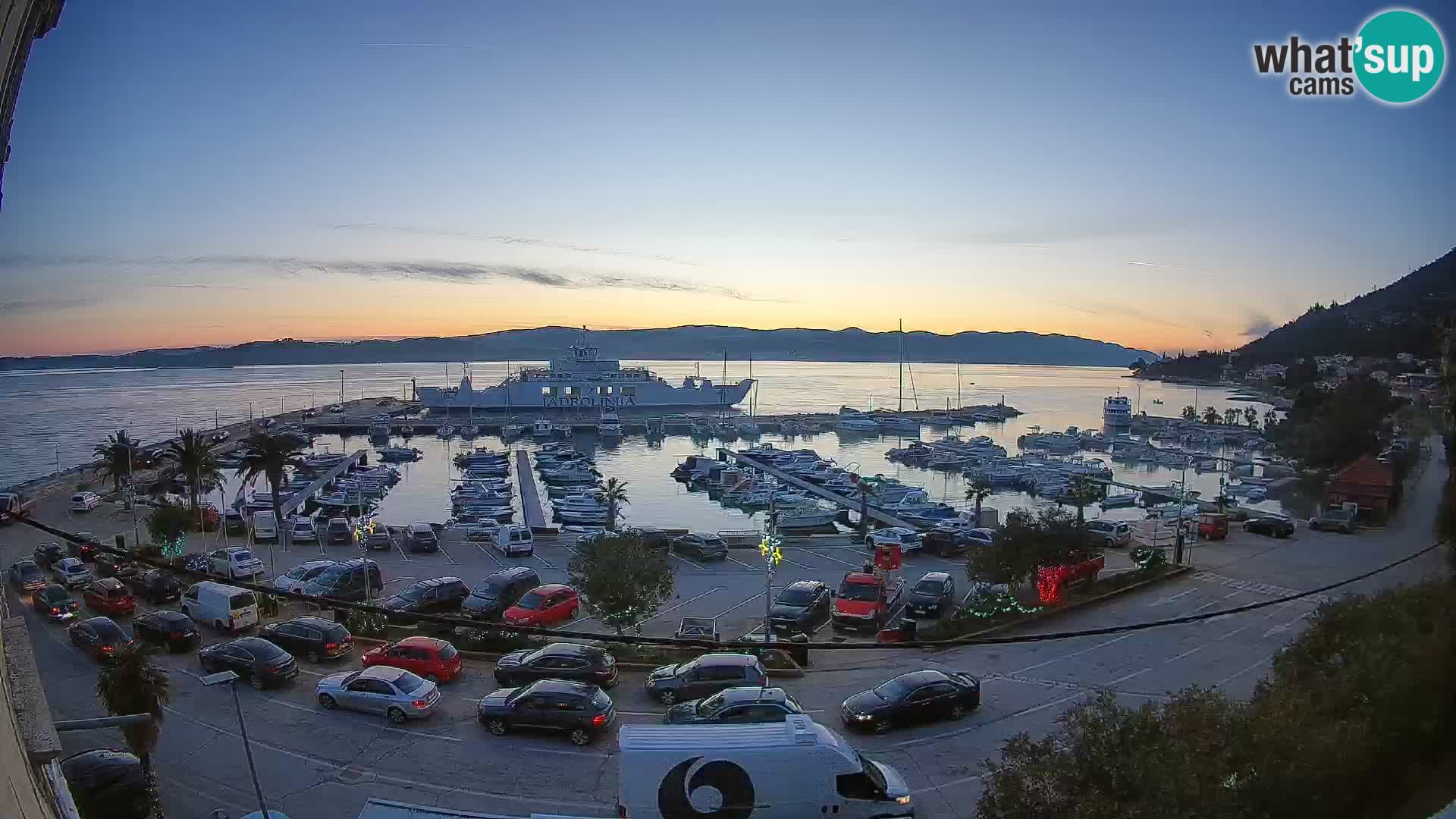 Spletna kamera Orebić Riva – Trajekt za Korčulo v živo