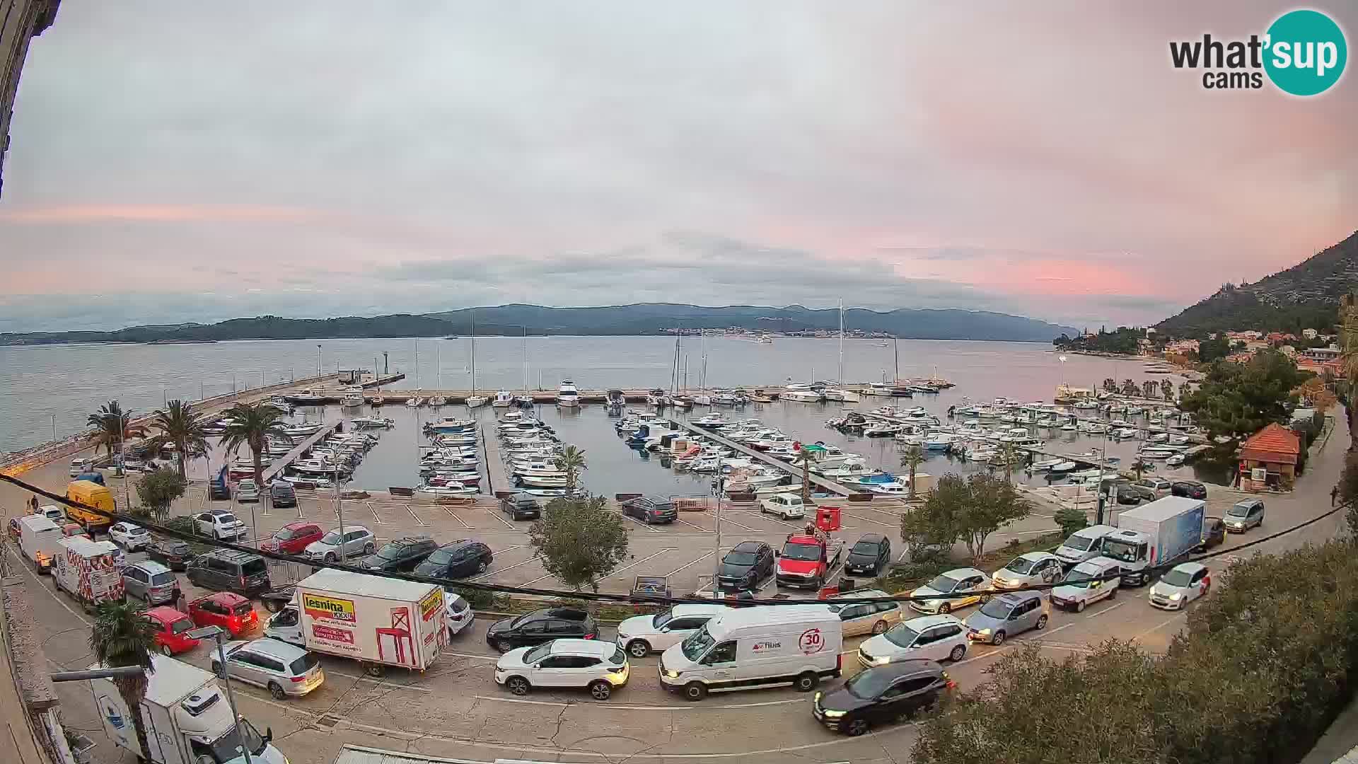 Spletna kamera Orebić Riva – Trajekt za Korčulo v živo