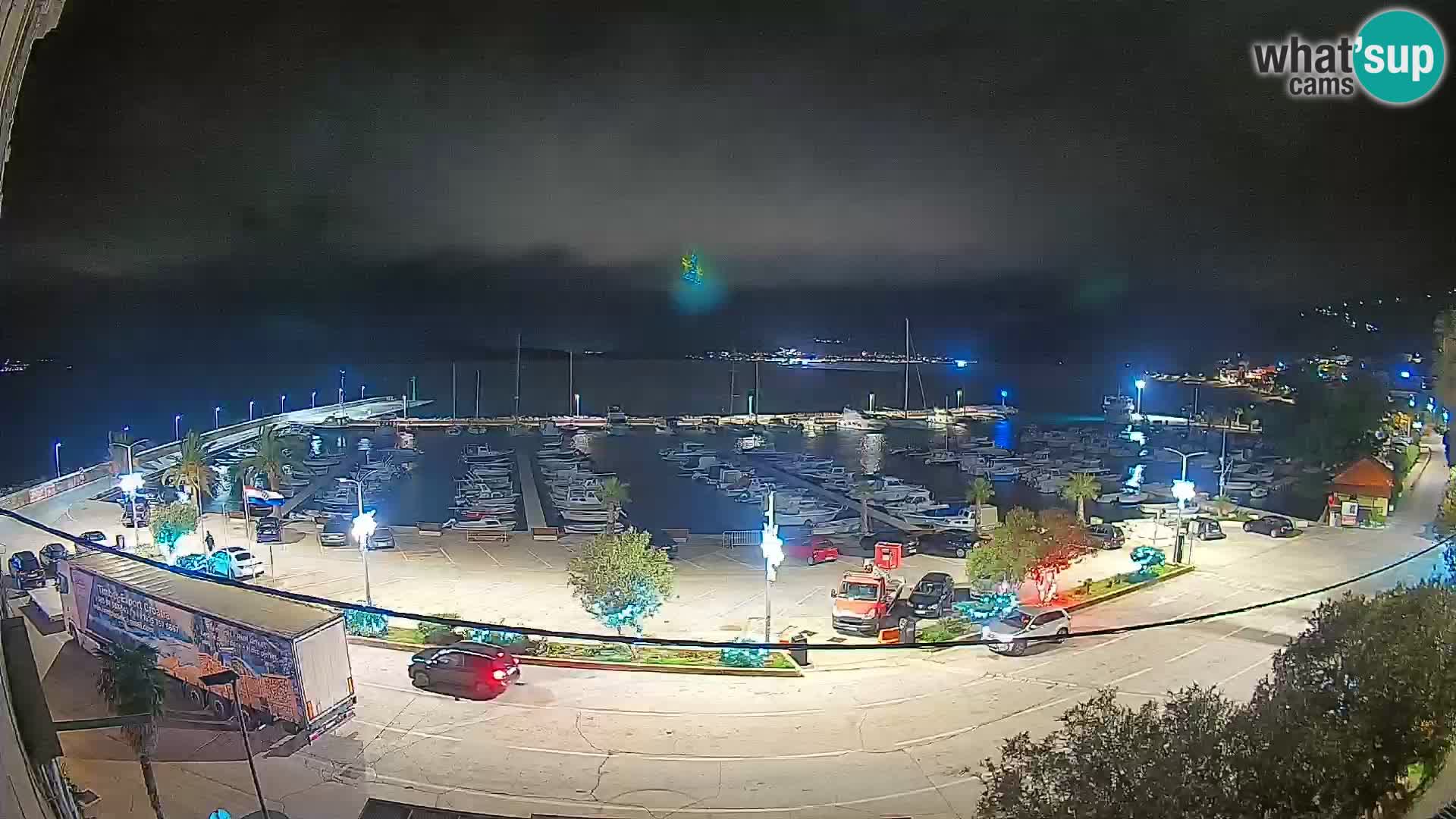 Web kamera Orebić Riva – Trajekt za Korčulu uživo