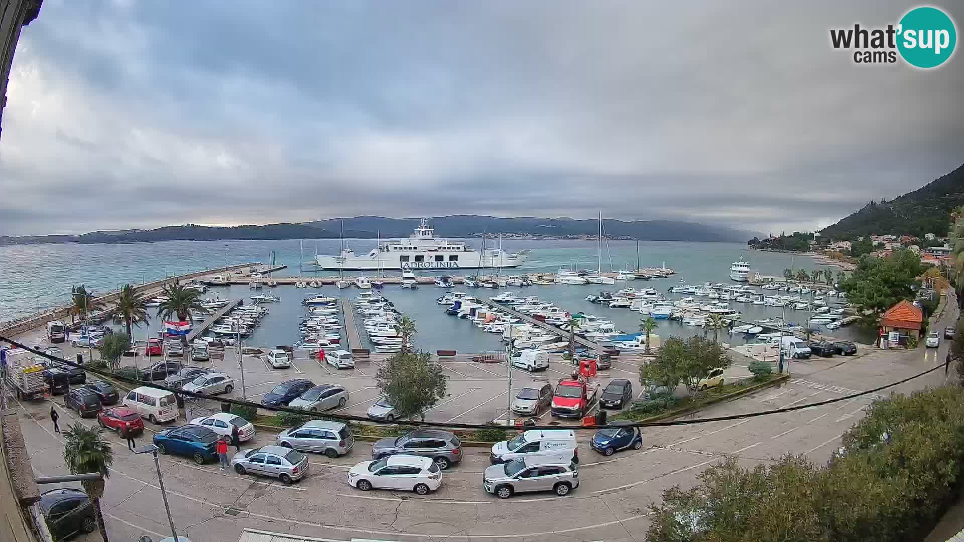 Web kamera Orebić Riva – Trajekt za Korčulu uživo