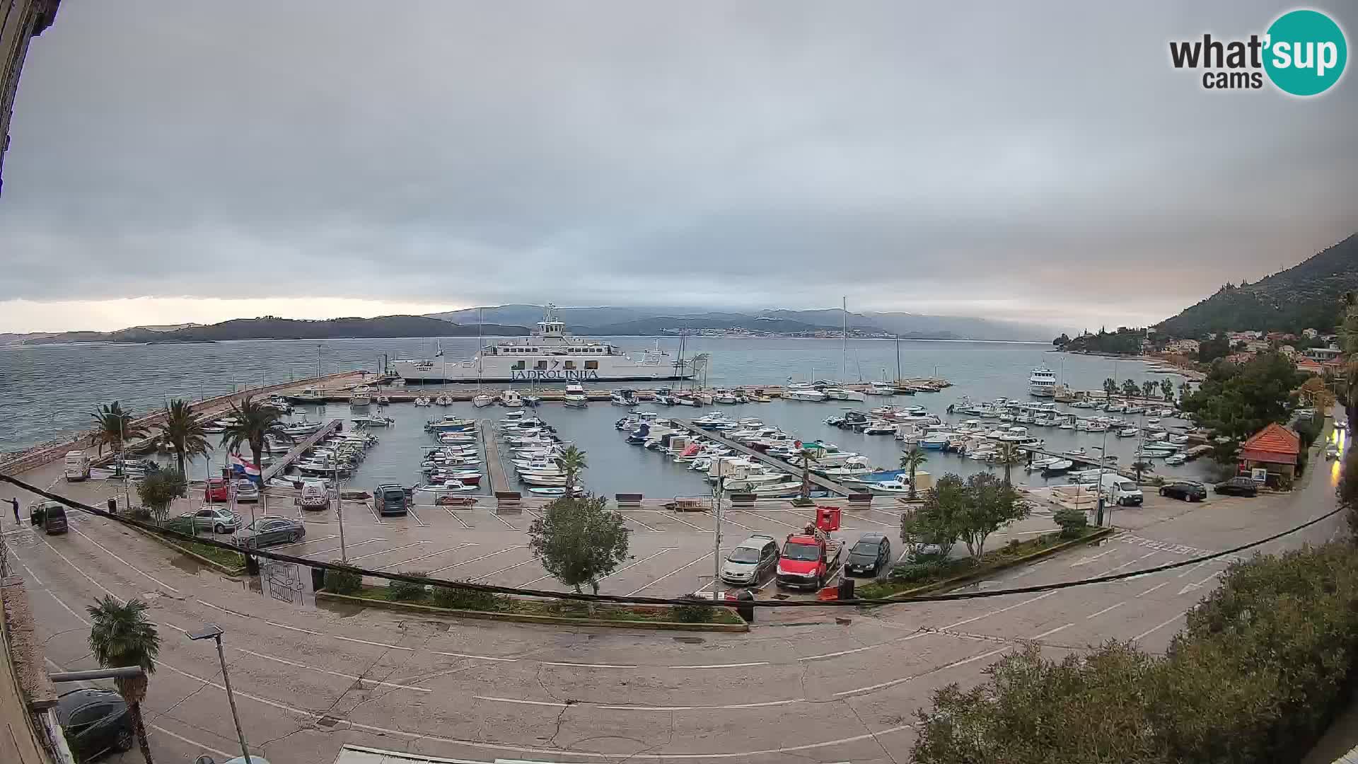 Spletna kamera Orebić Riva – Trajekt za Korčulo v živo