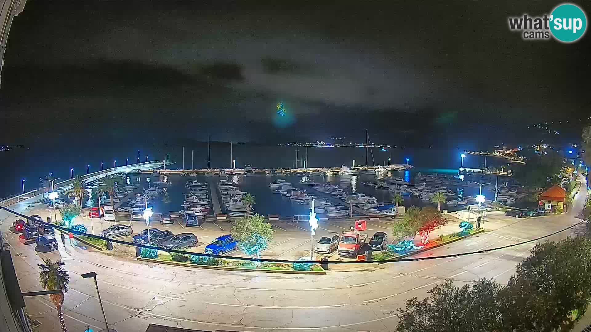 Web kamera Orebić Riva – Trajekt za Korčulu uživo