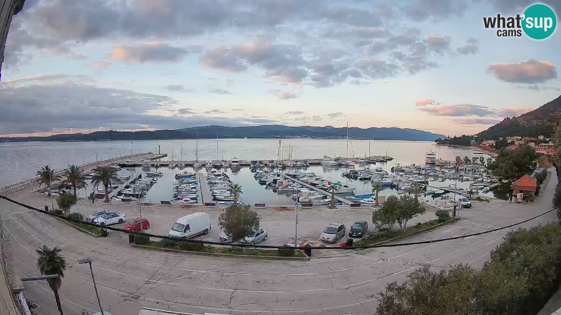 Spletna kamera Orebić Riva – Trajekt za Korčulo v živo