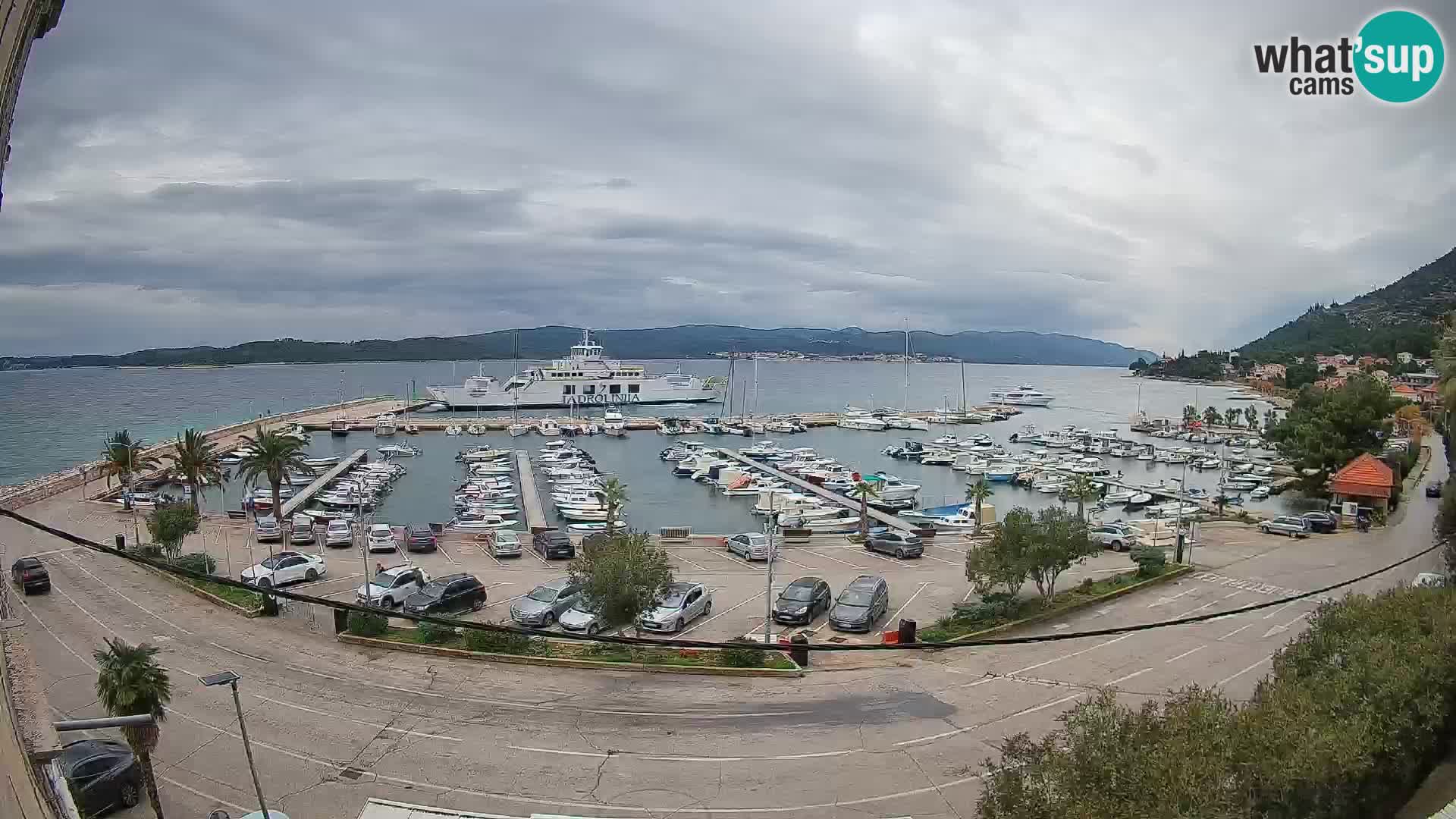 Web kamera Orebić Riva – Trajekt za Korčulu uživo