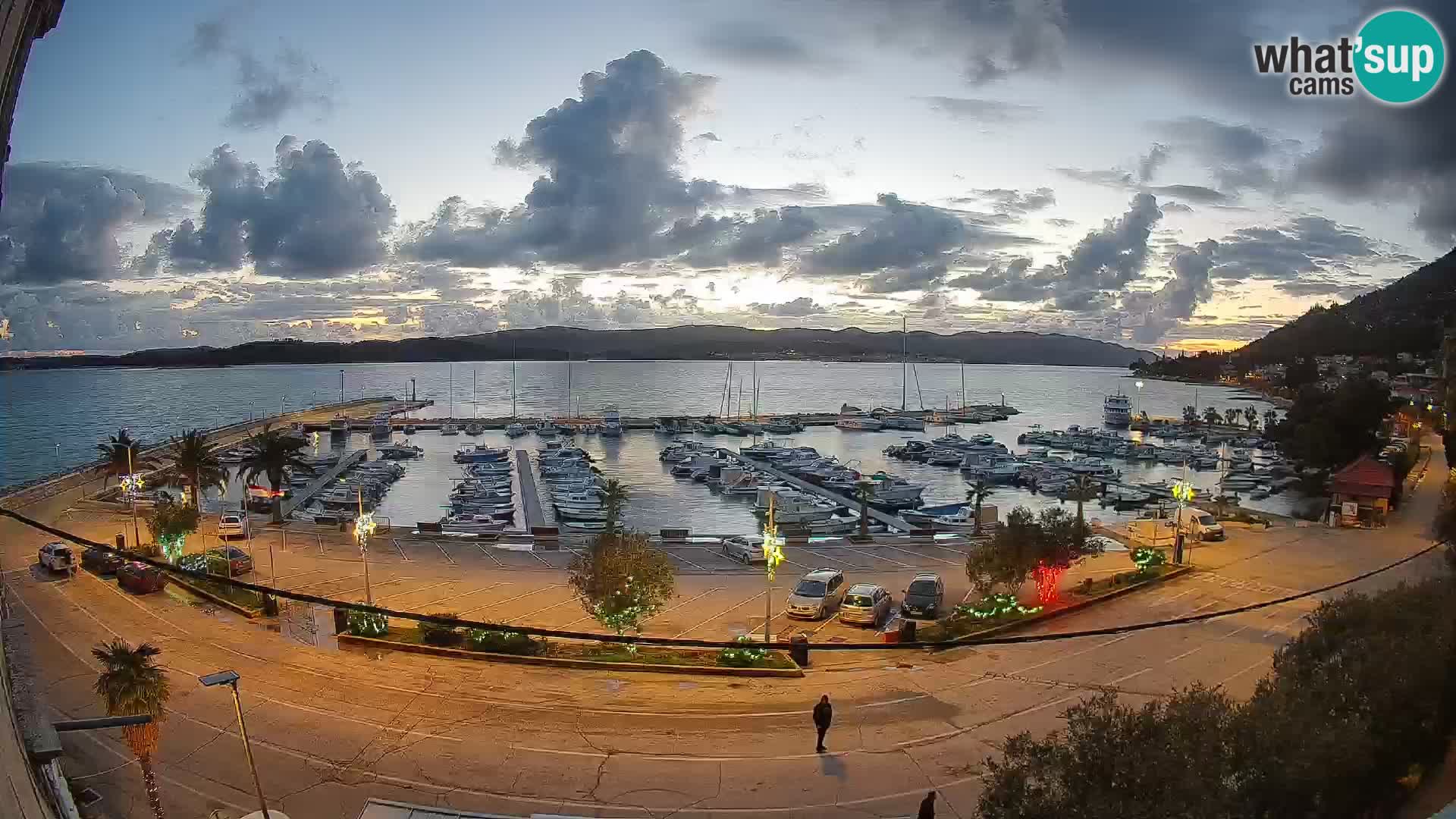 Webcam Orebić Riva – Ferry to Korčula Live