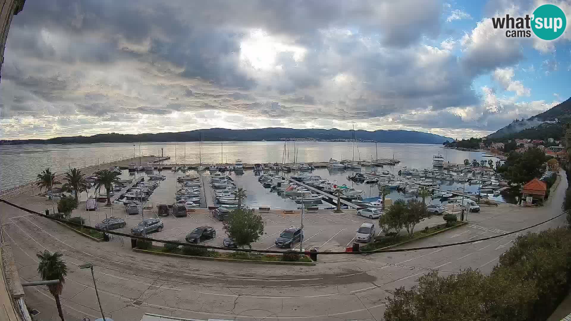 Web kamera Orebić Riva – Trajekt za Korčulu uživo