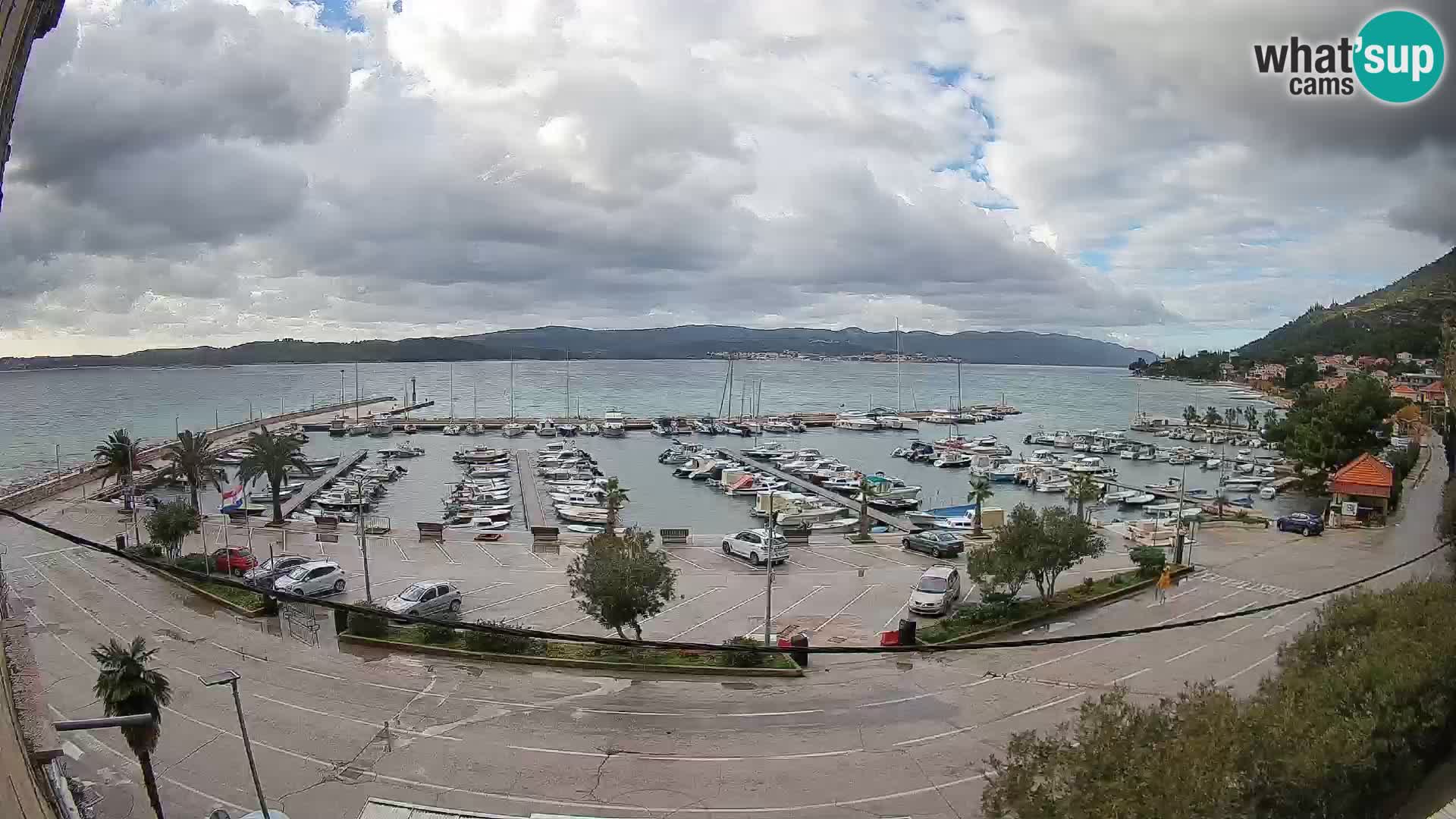 Web kamera Orebić Riva – Trajekt za Korčulu uživo