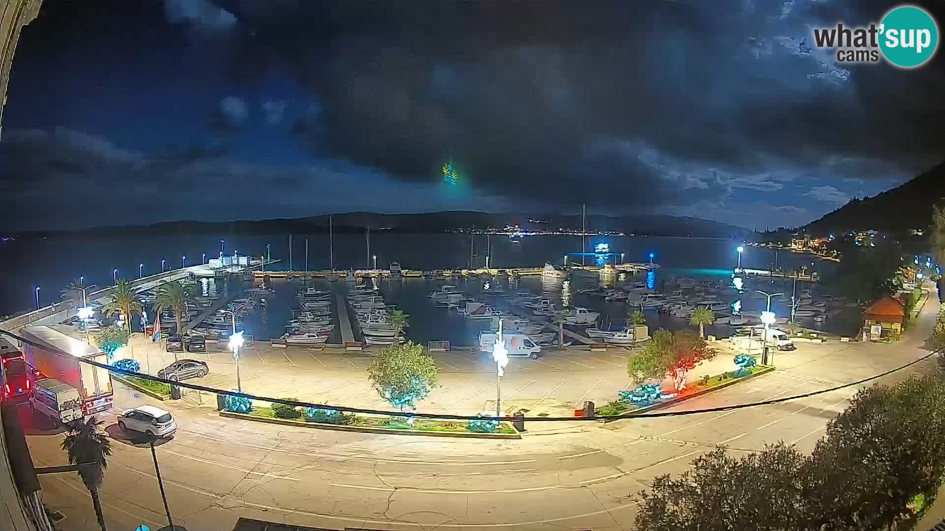 Spletna kamera Orebić Riva – Trajekt za Korčulo v živo