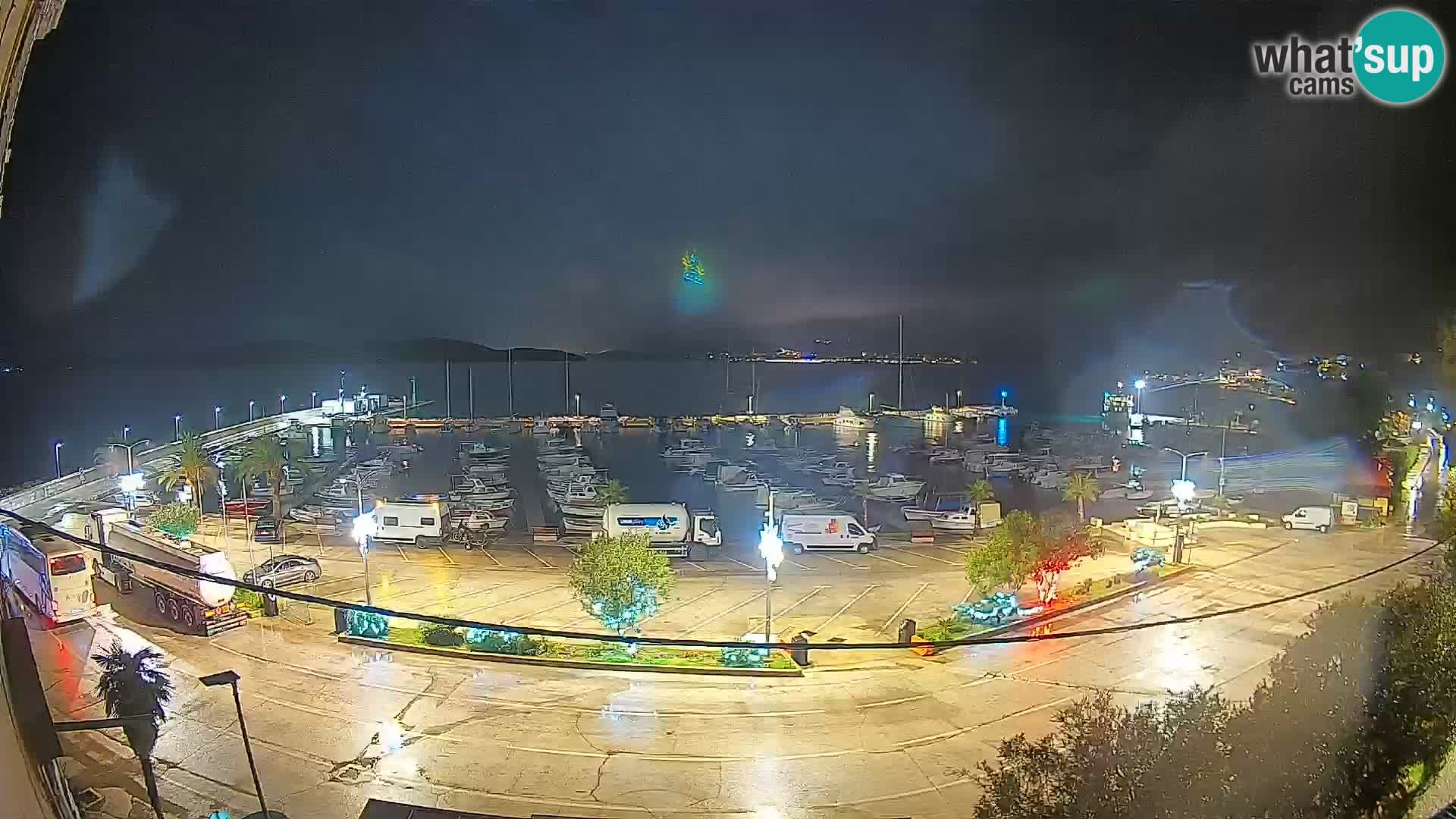 Web kamera Orebić Riva – Trajekt za Korčulu uživo