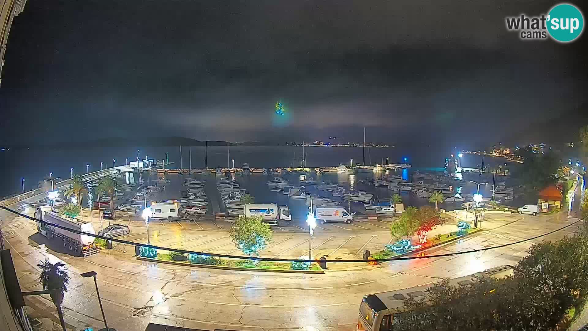 Spletna kamera Orebić Riva – Trajekt za Korčulo v živo