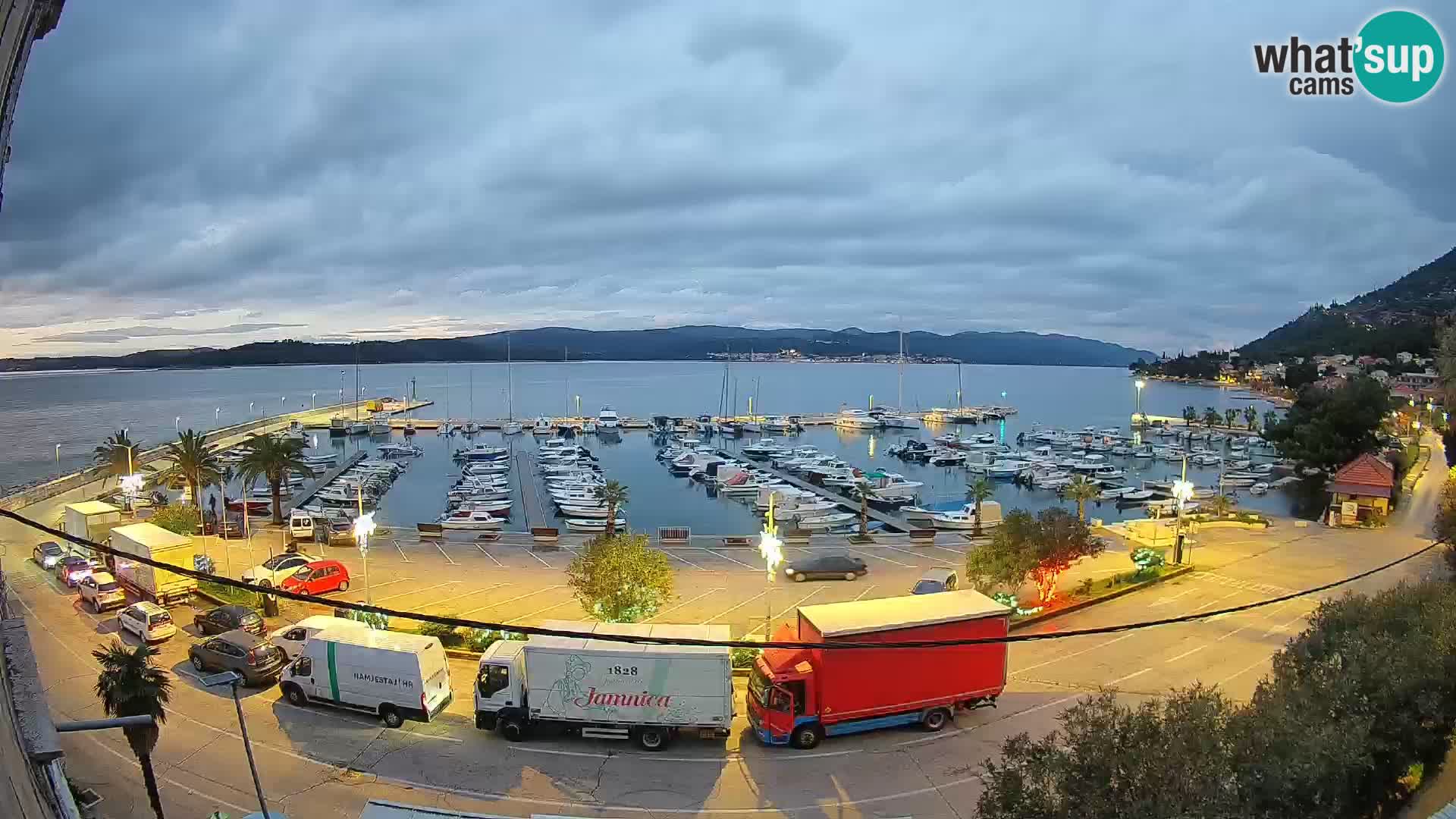 Webcam Orebić Riva – Ferry to Korčula Live