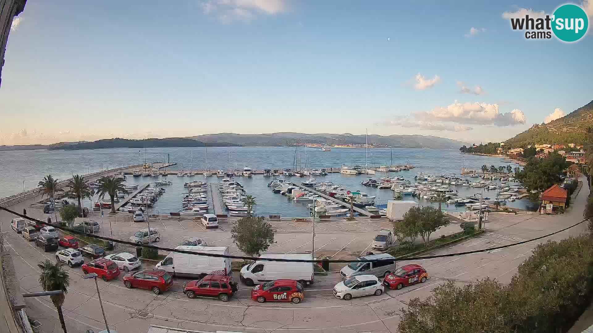 Web kamera Orebić Riva – Trajekt za Korčulu uživo