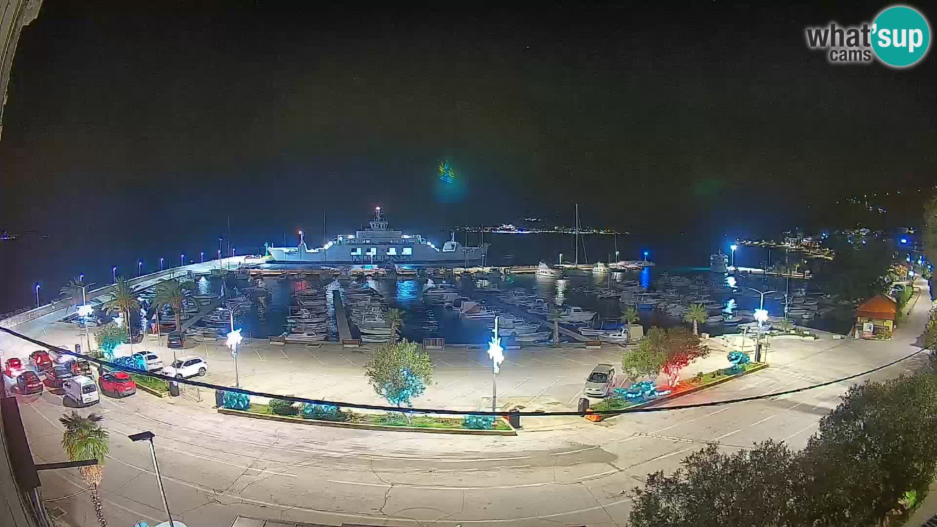 Web kamera Orebić Riva – Trajekt za Korčulu uživo