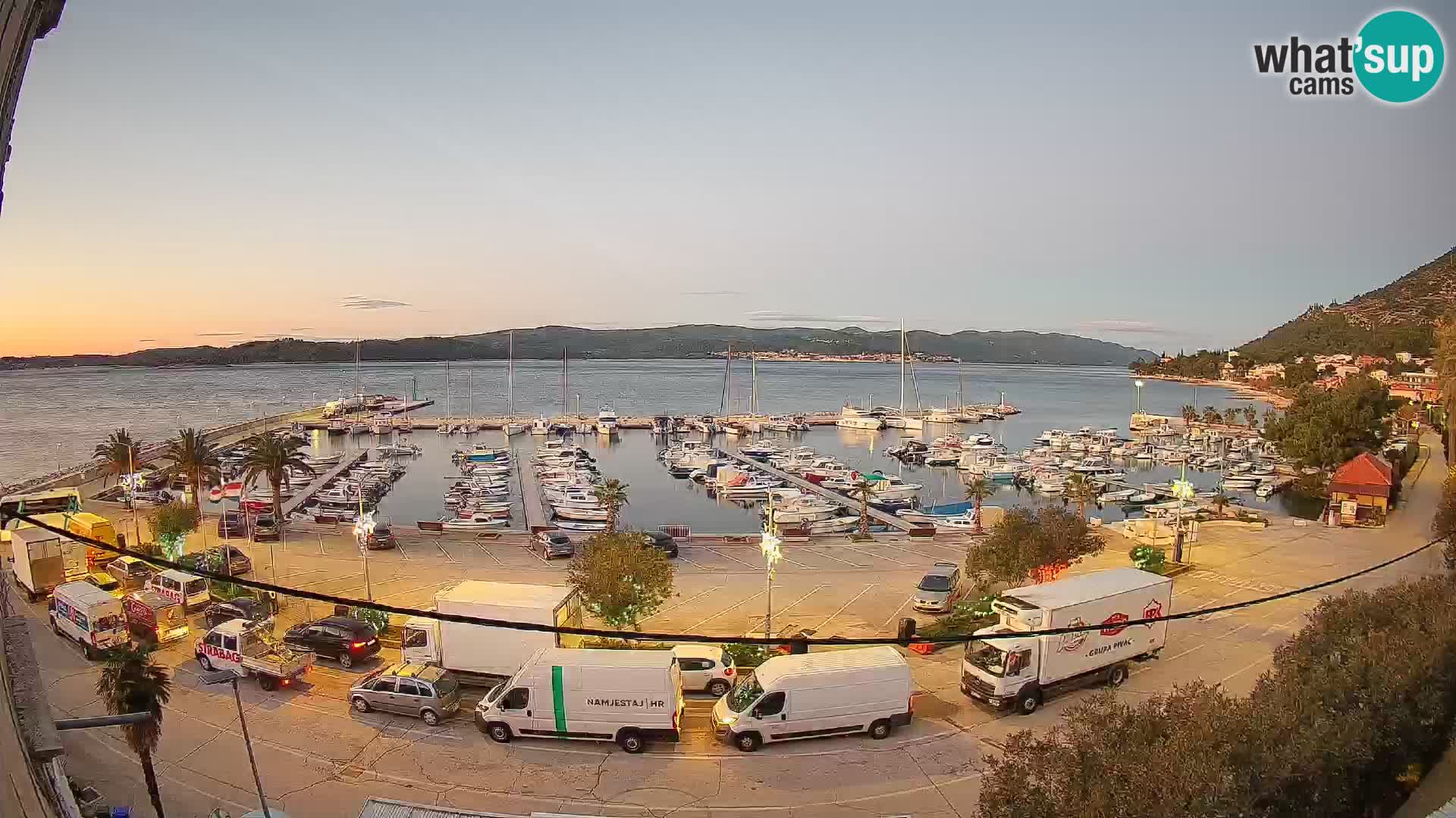 Spletna kamera Orebić Riva – Trajekt za Korčulo v živo