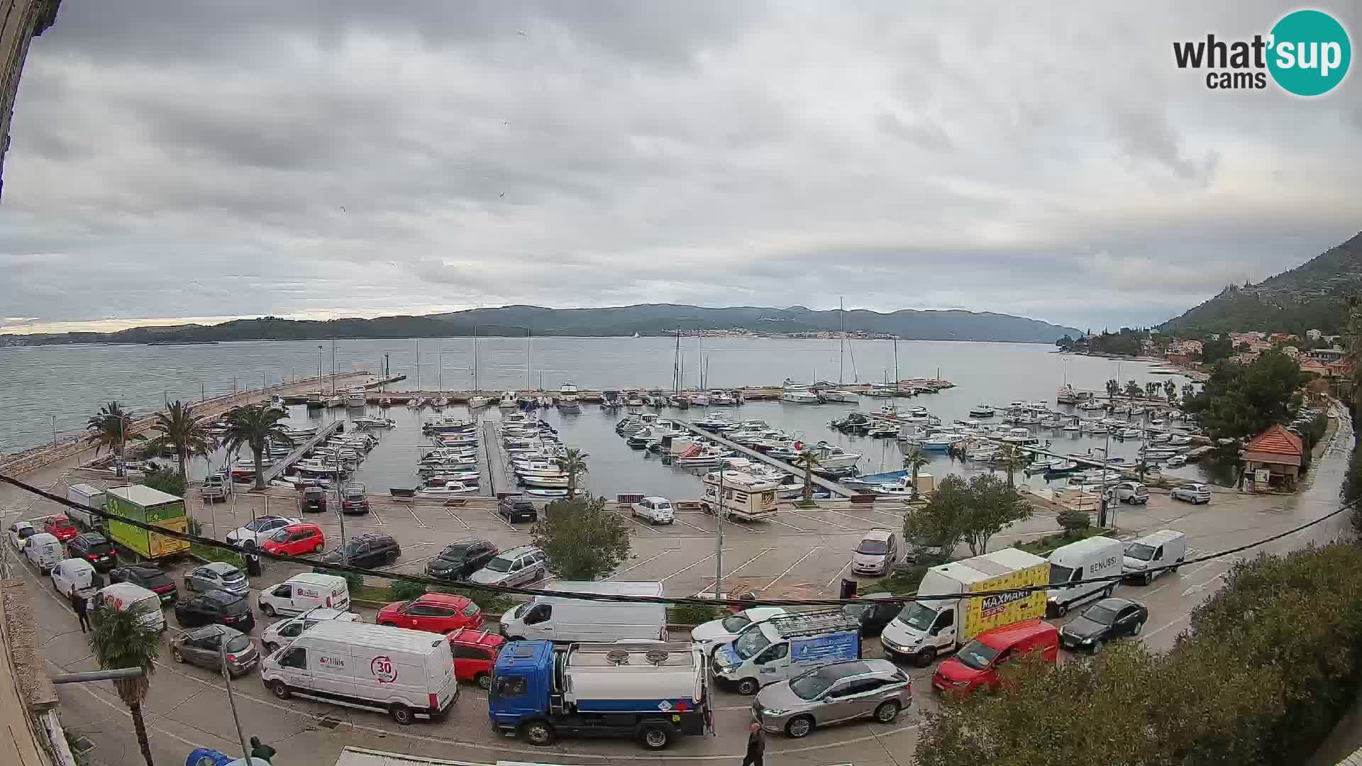 Web kamera Orebić Riva – Trajekt za Korčulu uživo