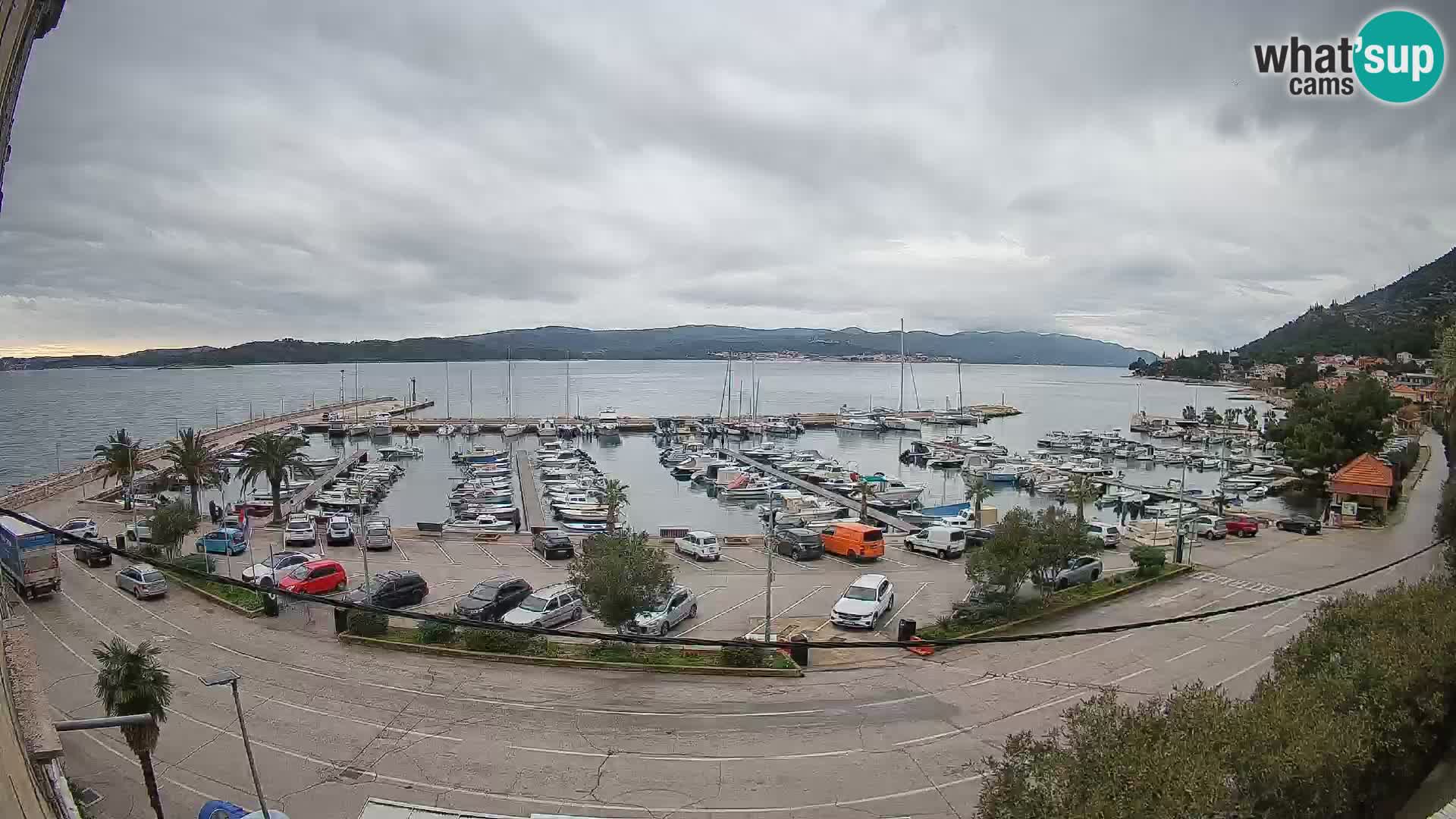 Web kamera Orebić Riva – Trajekt za Korčulu uživo