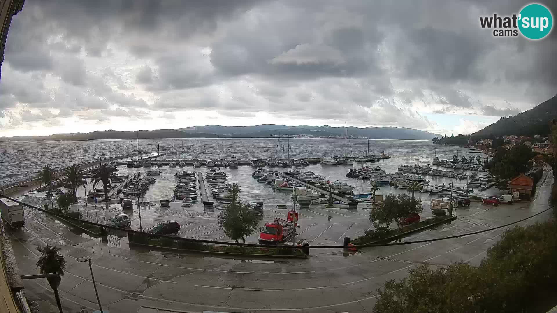 Web kamera Orebić Riva – Trajekt za Korčulu uživo