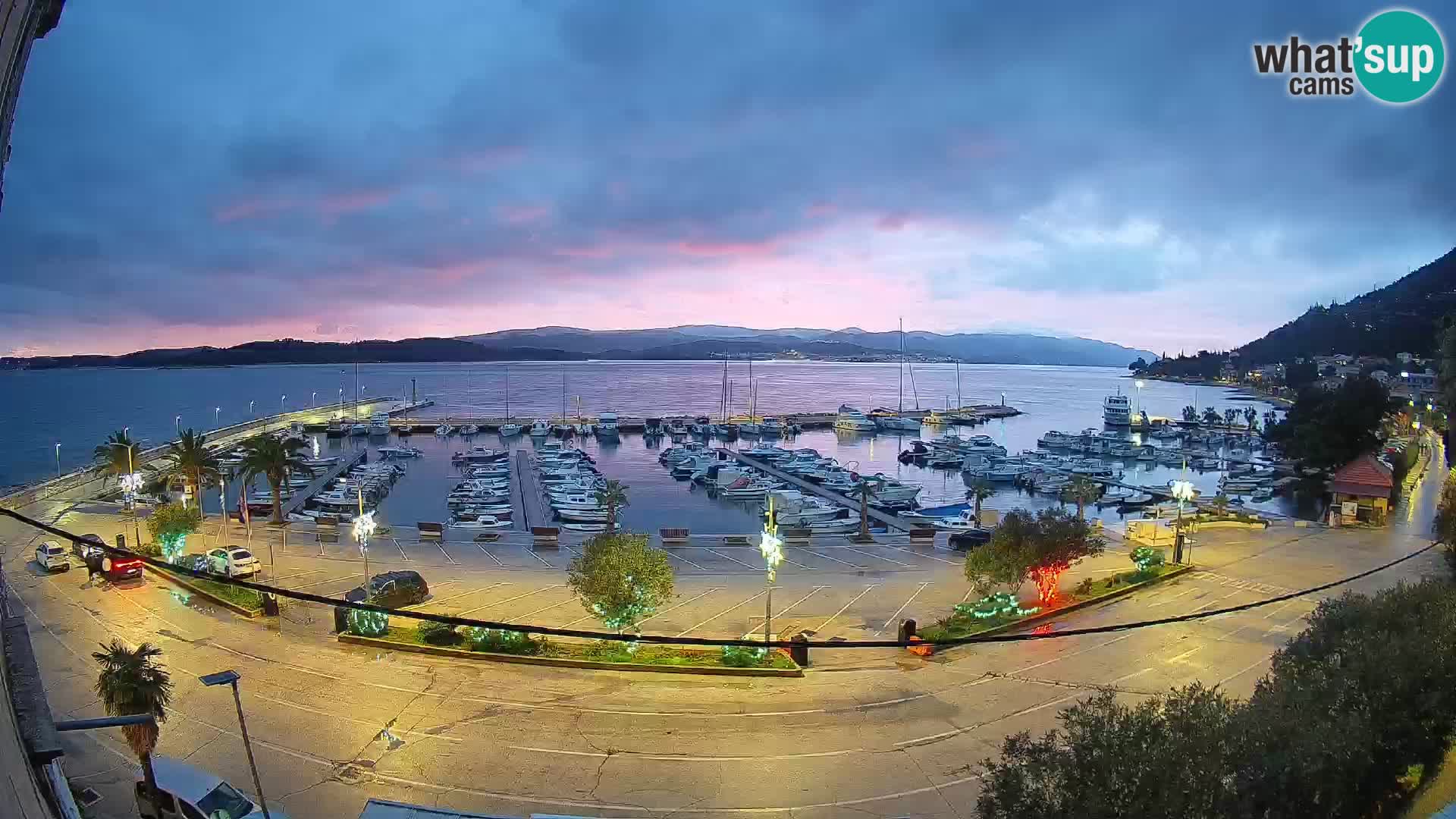 Spletna kamera Orebić Riva – Trajekt za Korčulo v živo