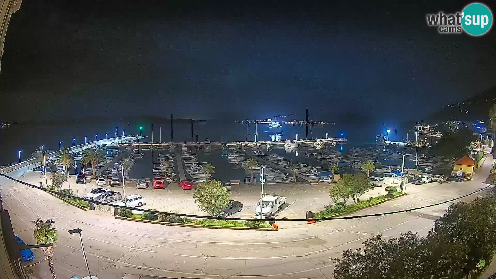 Web kamera Orebić Riva – Trajekt za Korčulu uživo