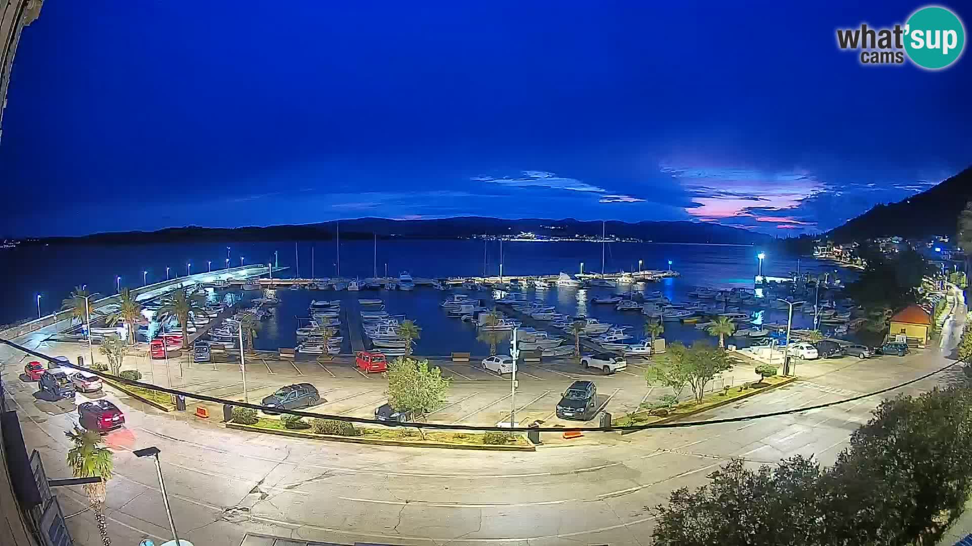 Web kamera Orebić Riva – Trajekt za Korčulu uživo