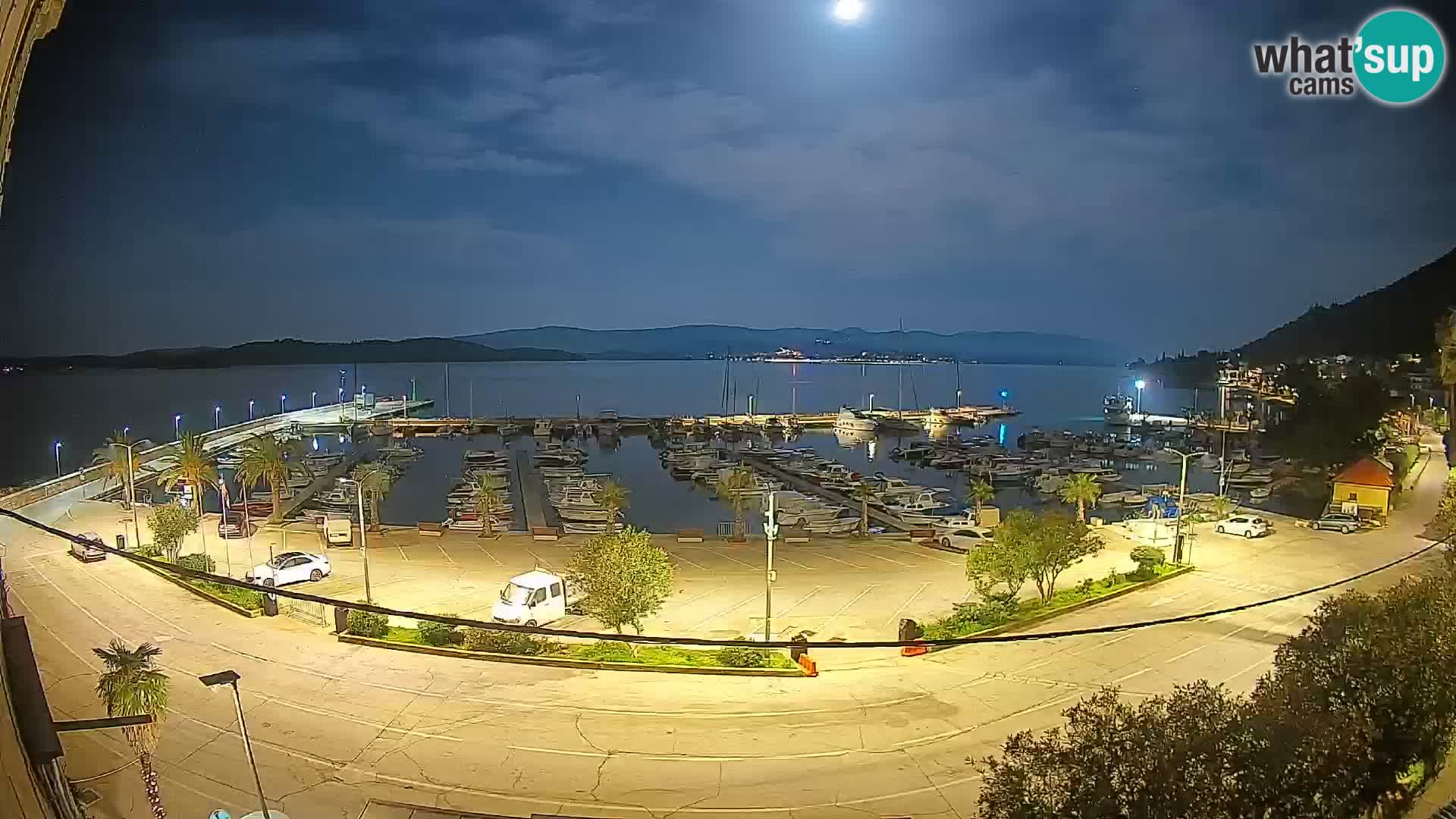 Webcam Orebić Uferpromenade – Fähre nach Korčula Live
