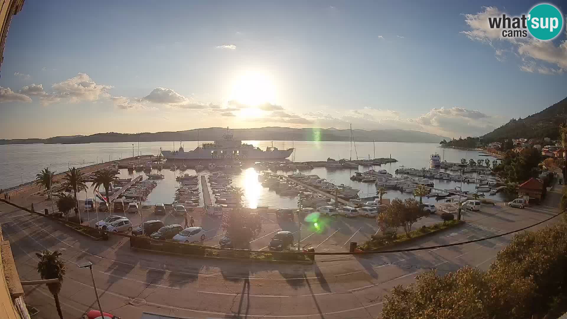 Web kamera Orebić Riva – Trajekt za Korčulu uživo