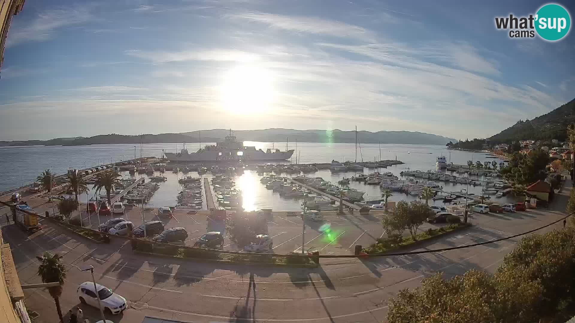 Web kamera Orebić Riva – Trajekt za Korčulu uživo