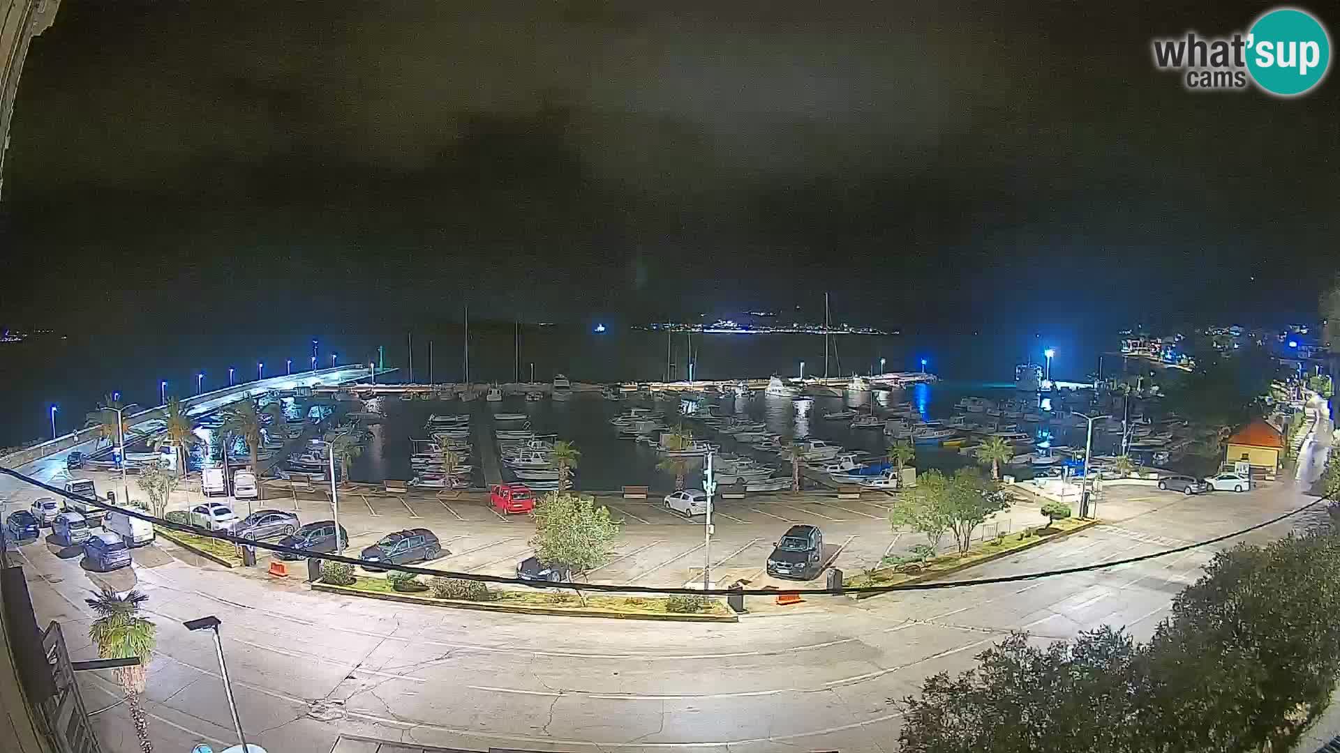 Web kamera Orebić Riva – Trajekt za Korčulu uživo