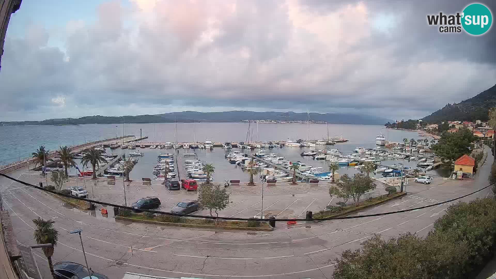 Web kamera Orebić Riva – Trajekt za Korčulu uživo