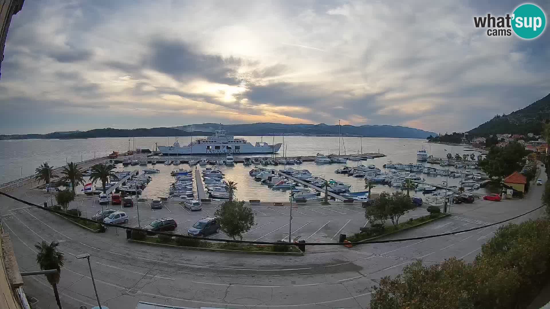 Spletna kamera Orebić Riva – Trajekt za Korčulo v živo
